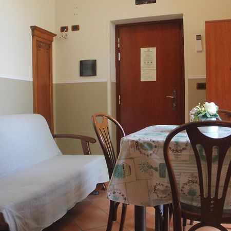 Villino Gregoraci Relais Bed & Breakfast Santa Marinella Exterior photo