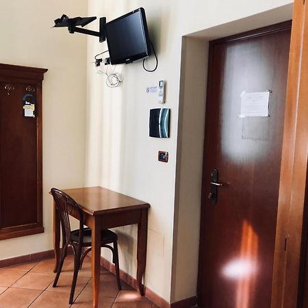 Villino Gregoraci Relais Bed & Breakfast Santa Marinella Exterior photo
